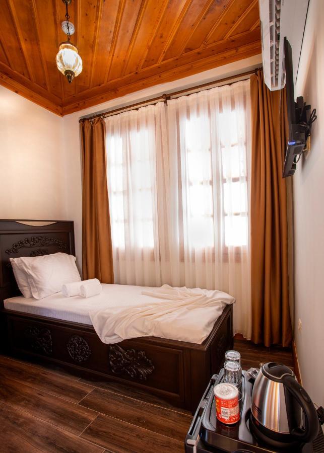 Woo Town Otel 3*